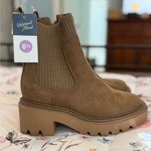 Universal Thread Women's Kyrie Tan Ankle Boots